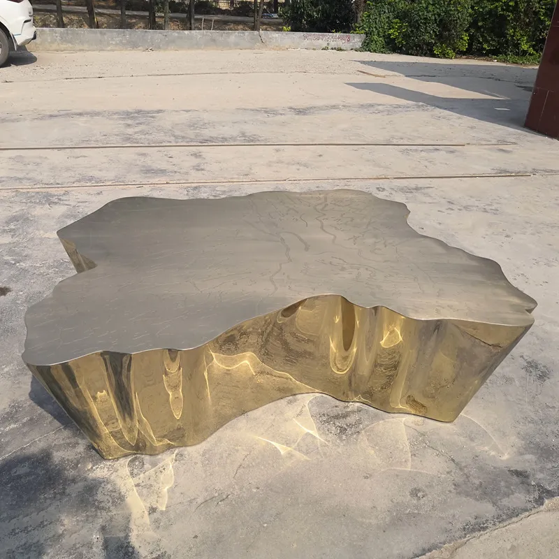 Low table with a gilded top